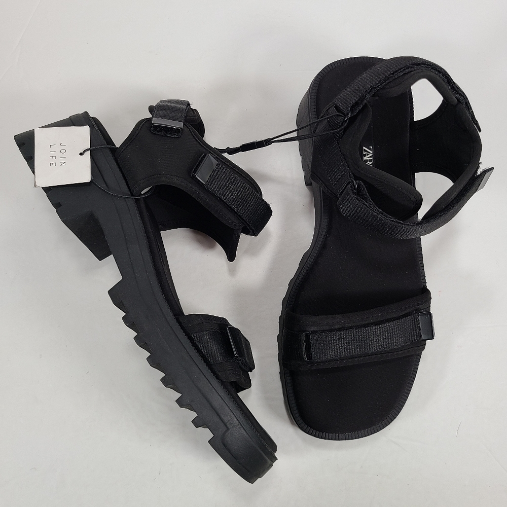 Zara Low Heel Chunky Lug Sole Y2K 90s Black Sandals Women Size 9